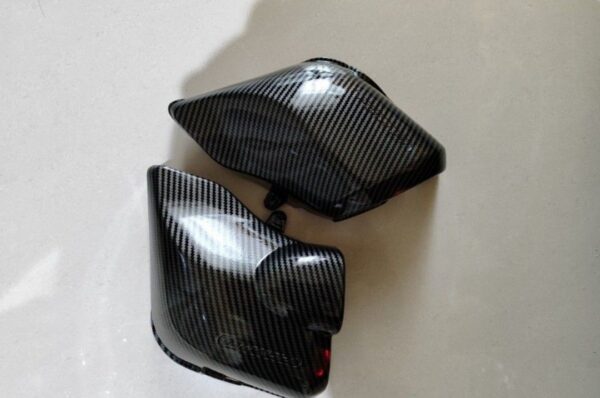 Honda Cb400 FI/ side cover / carburettor cover - Image 2