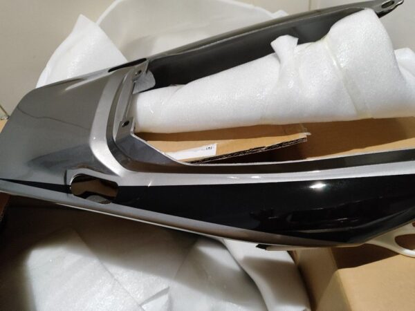 Honda CB400 Coverset +all fairings (SPEC 3) - Image 7